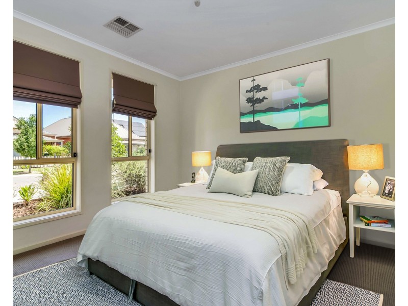 12 Lorentz Ct, Mawson Lakes SA 5095