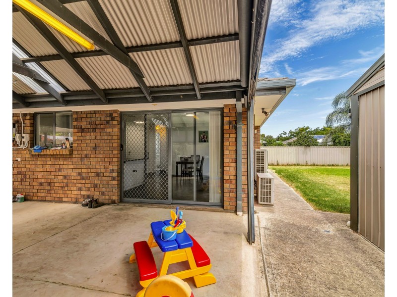 4 Hodges Ct, Parafield Gardens SA 5107