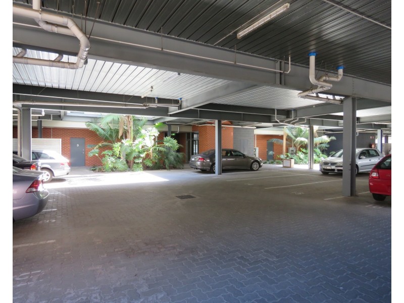 6/5 Goodall Pde, Mawson Lakes SA 5095