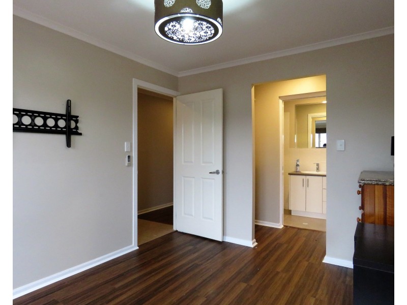 13 Tahlia Ct, Parafield Gardens SA 5107