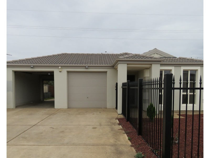 13 Tahlia Ct, Parafield Gardens SA 5107