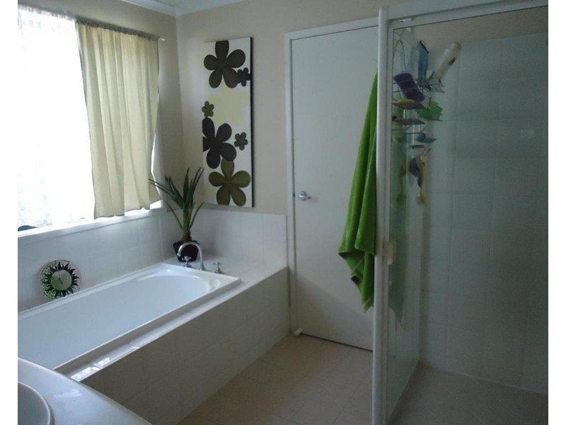 77 Dyott Avenue, Hampstead Gardens SA 5086