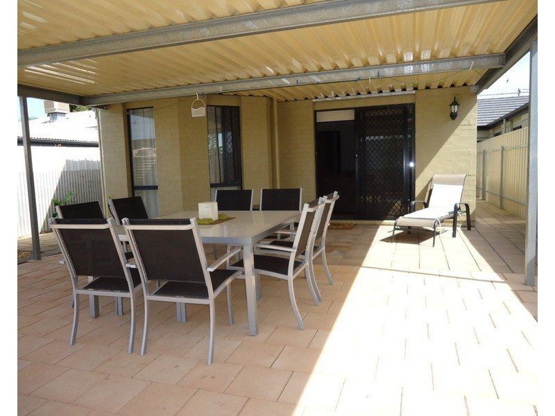 77 Dyott Avenue, Hampstead Gardens SA 5086