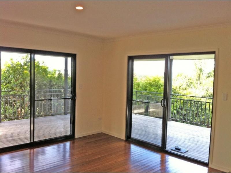 12 Barby Crescent, Bangalow NSW 2479