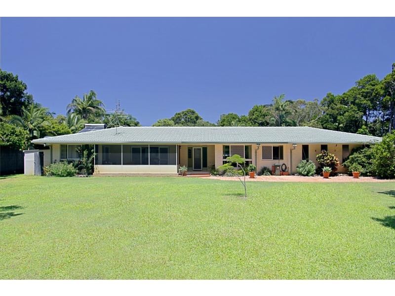 165 Broken Head Road, Suffolk Park NSW 2481