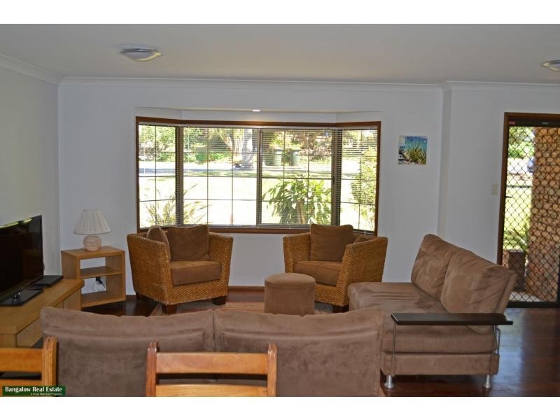 15 Palm Tree Crescent, Bangalow NSW 2479