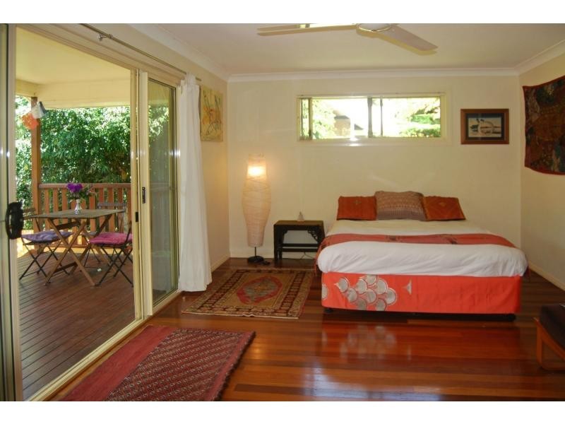 4 Palm Lily Crescent, Bangalow NSW 2479