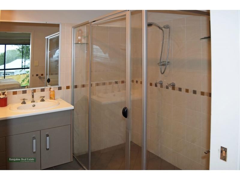 12 Thomas Street, Bangalow NSW 2479