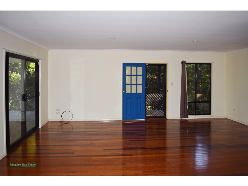 12 Barby Crescent, Bangalow NSW 2479