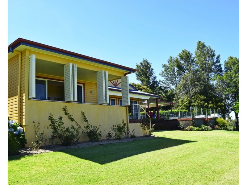 54 Carney Pl, Knockrow NSW 2479