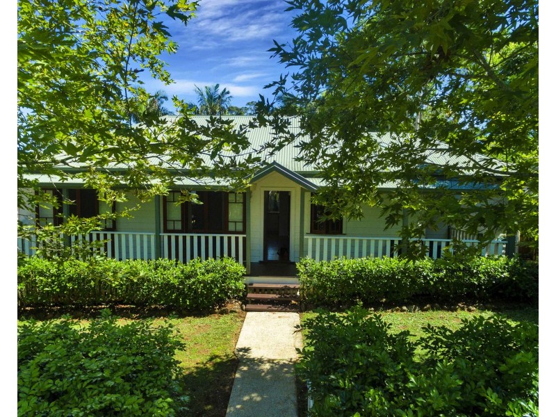 6 Sansom St, Bangalow NSW 2479