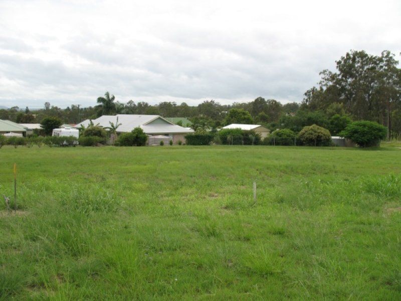 71 Grant Crescent, Wondai QLD 4606