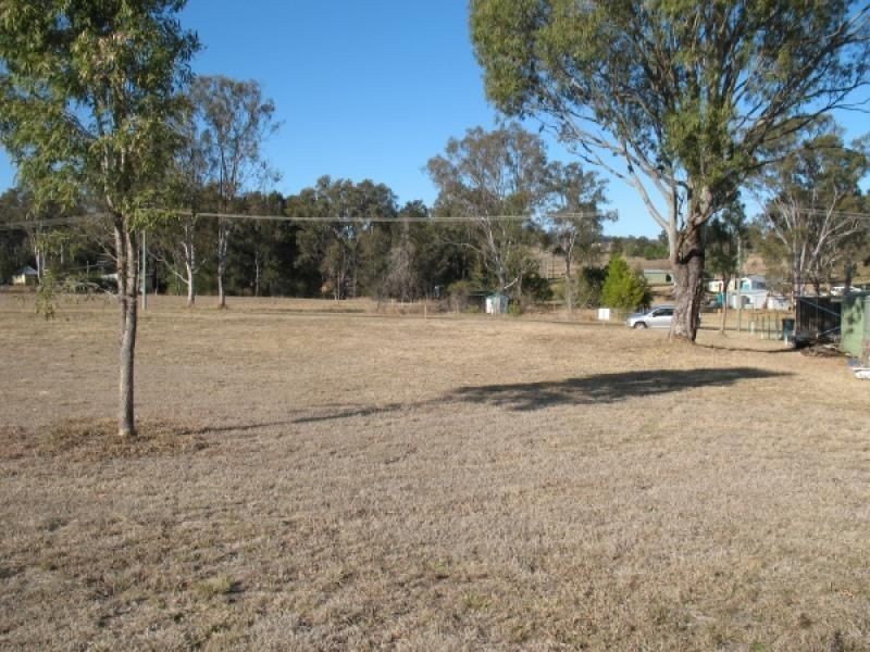 5 Barr Street, Hivesville QLD 4612