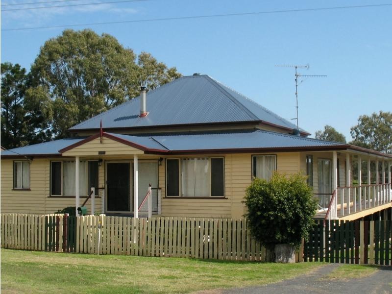 87 Pring Street, Wondai QLD 4606