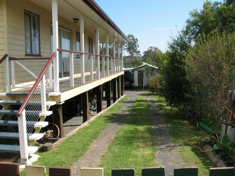 87 Pring Street, Wondai QLD 4606