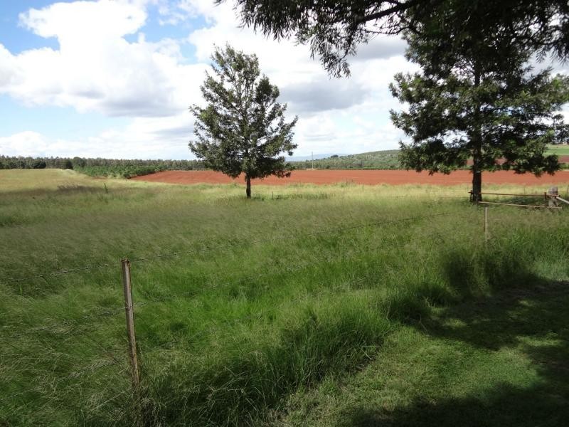 263 Hoggs Road, Wooroolin QLD 4608