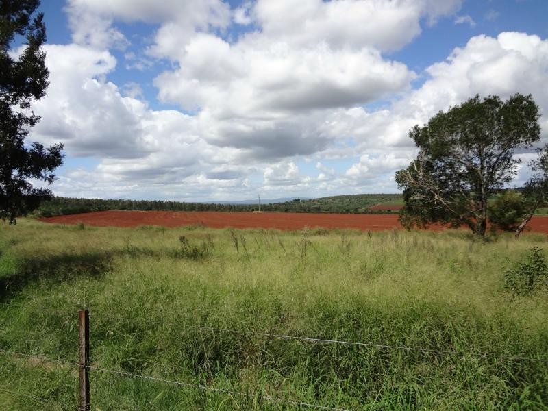 263 Hoggs Road, Wooroolin QLD 4608