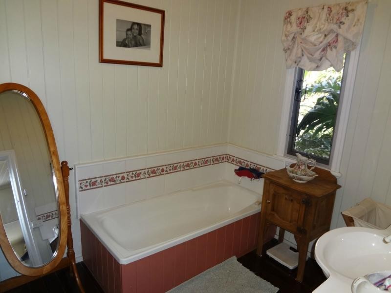 47 Beresford Street, Proston QLD 4613