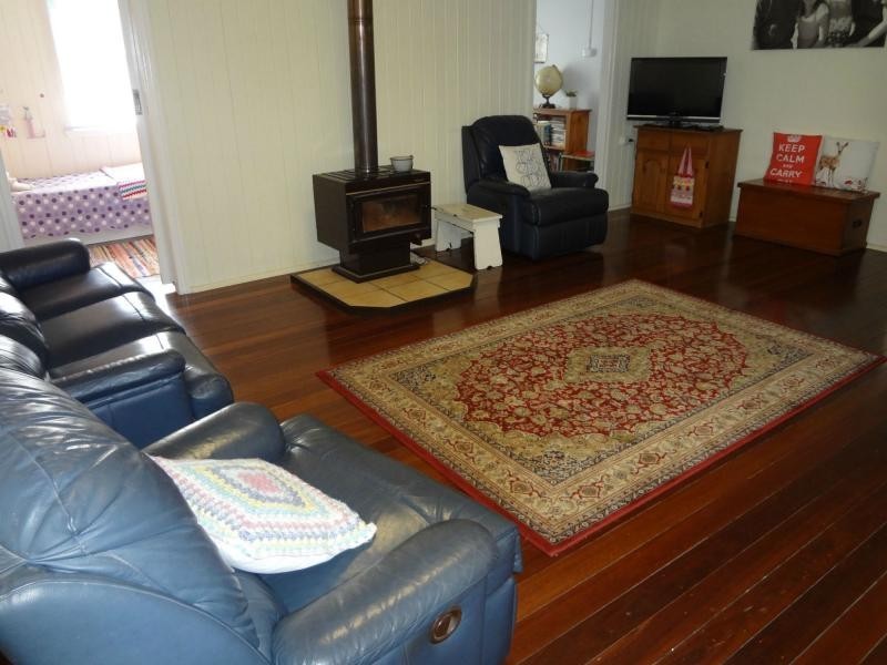 47 Beresford Street, Proston QLD 4613