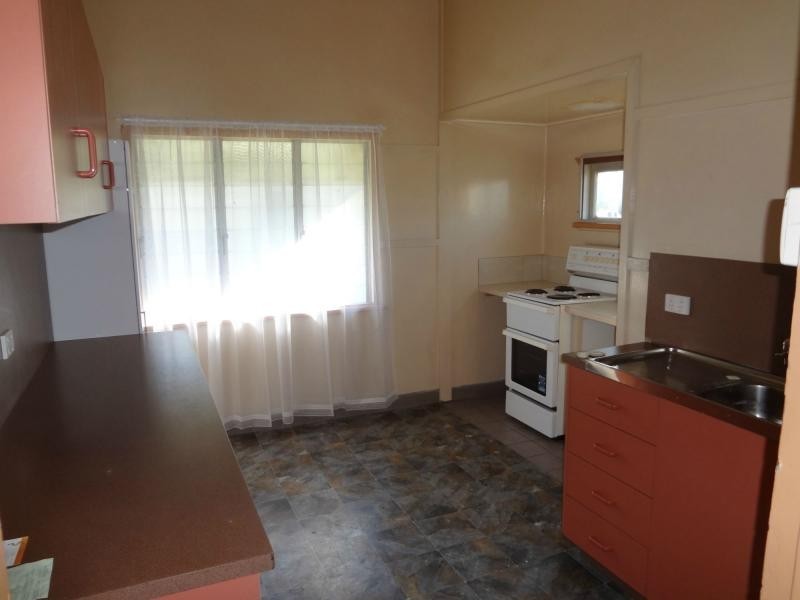 83 Baynes Street, Wondai QLD 4606