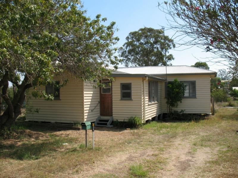 38 Moreton Street, Wondai QLD 4606