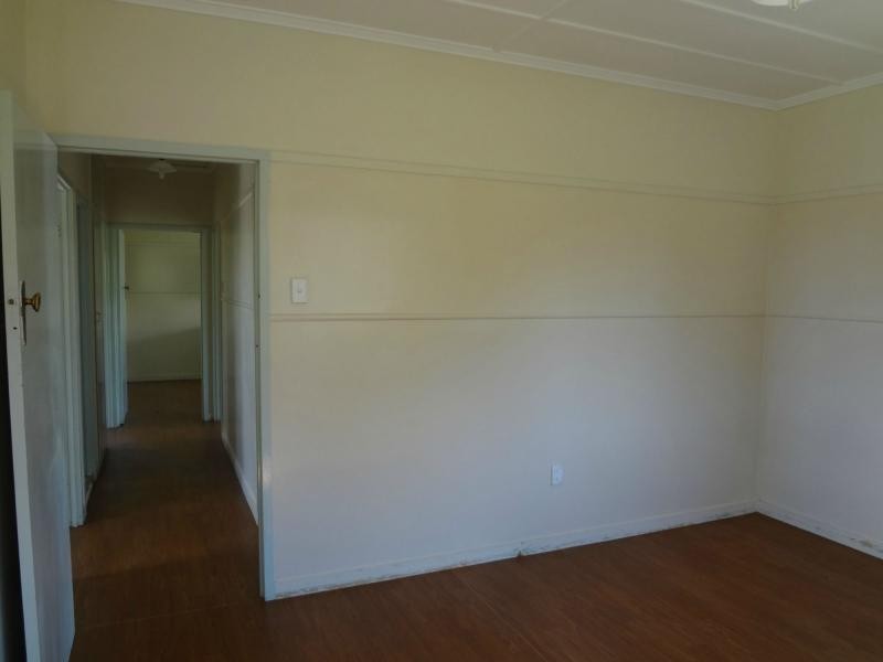 18 Beresford Street, Proston QLD 4613