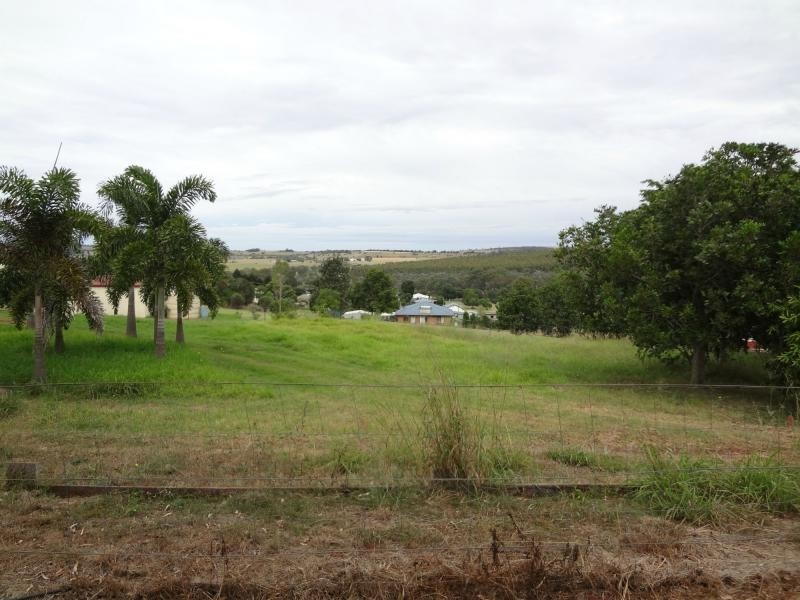 4 Hill Street, Tingoora QLD 4608