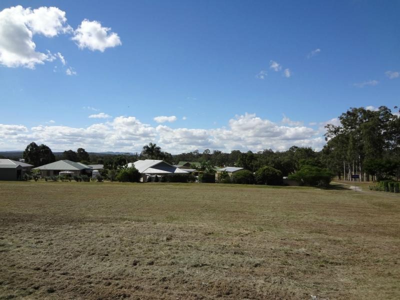 69 Grant Crescent, Wondai QLD 4606