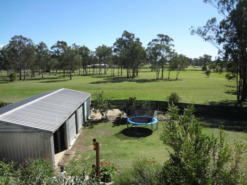 43 Edwards Street, Wondai QLD 4606