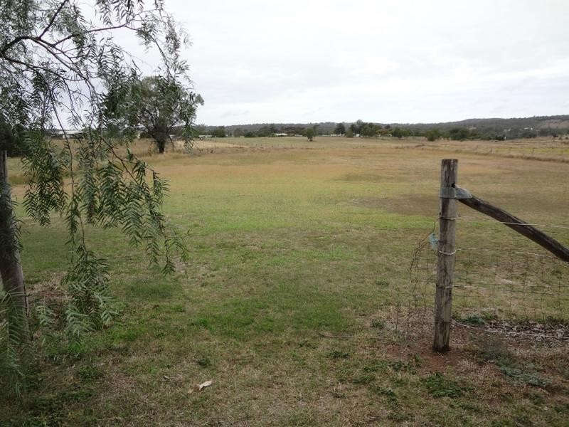 160 Butler Drive, Proston QLD 4613