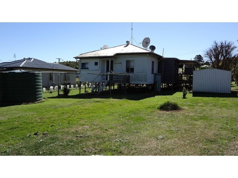 16 Phillips Street, Tingoora QLD 4608