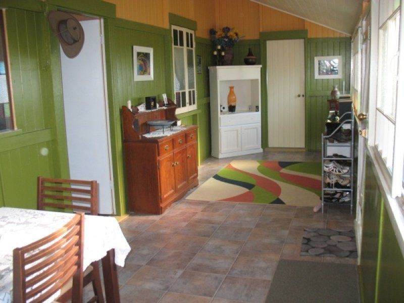 12 Collingwood Street, Proston QLD 4613