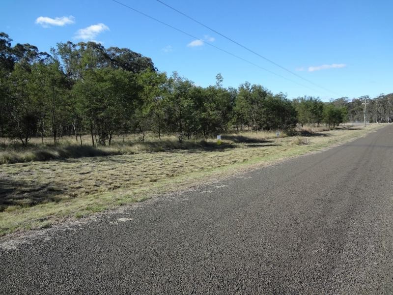 98-100 Burrows Street, Wondai QLD 4606