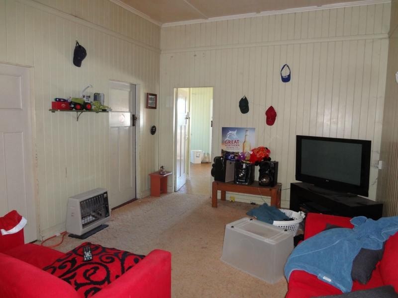 13 Haly Street, Wondai QLD 4606