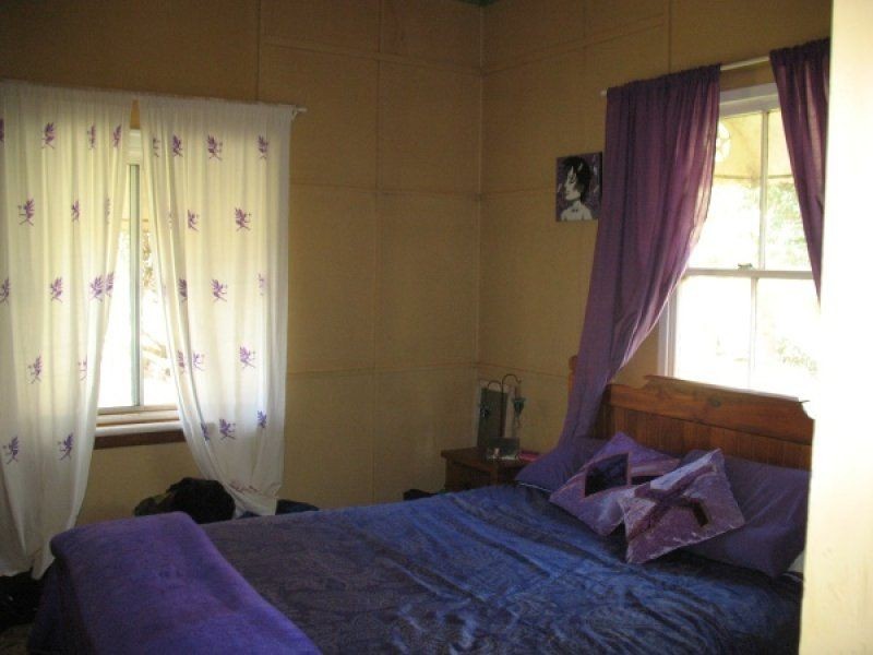 19 Andrews Street, Wooroolin QLD 4608