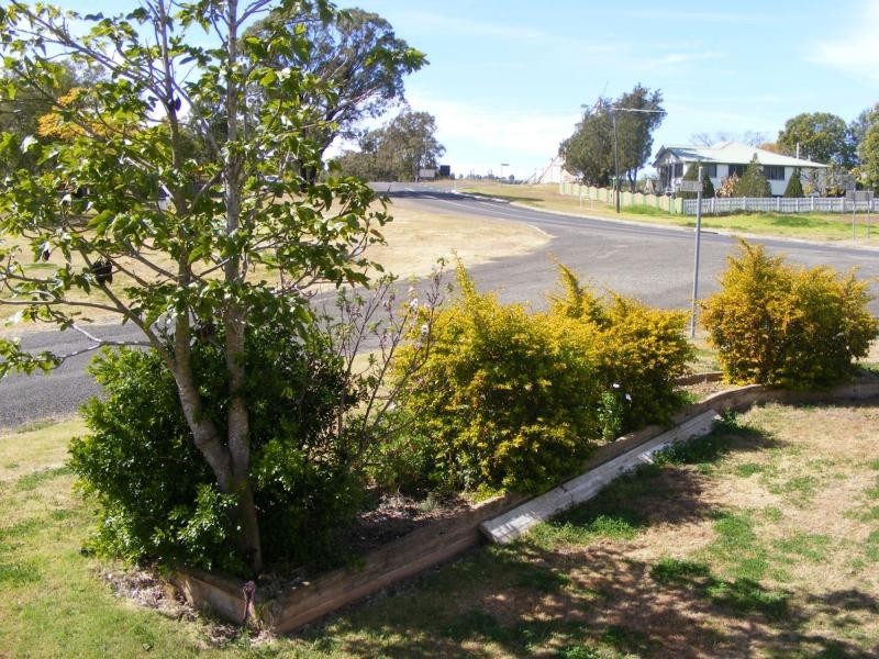 9 Wondai Road, Proston QLD 4613