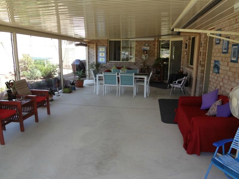 40 Grant Crescent, Wondai QLD 4606