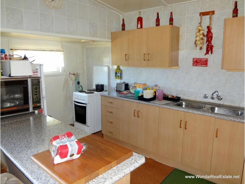 160 Mackenzie Street, Wondai QLD 4606