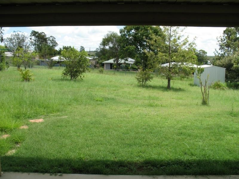 11 Burns Crescent, Wondai QLD 4606