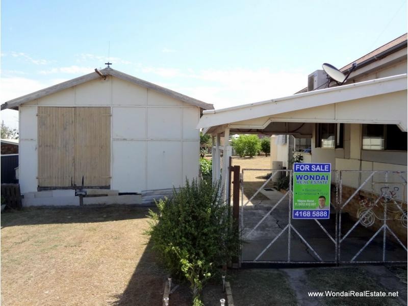 39 Lamb Street, Murgon QLD 4605