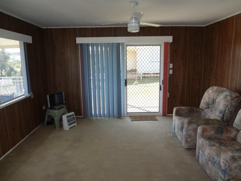 40 Collingwood Street, Proston QLD 4613