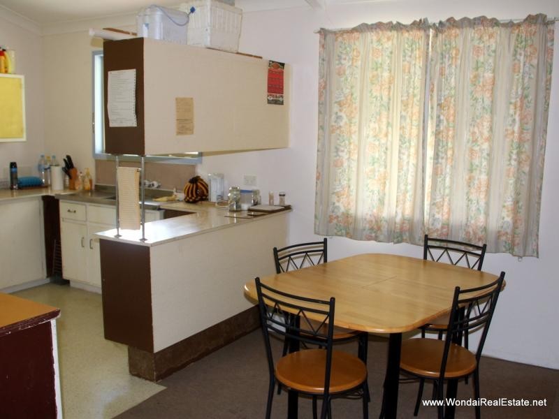 12 Drake Street, Proston QLD 4613