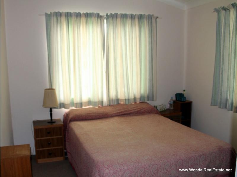 12 Drake Street, Proston QLD 4613