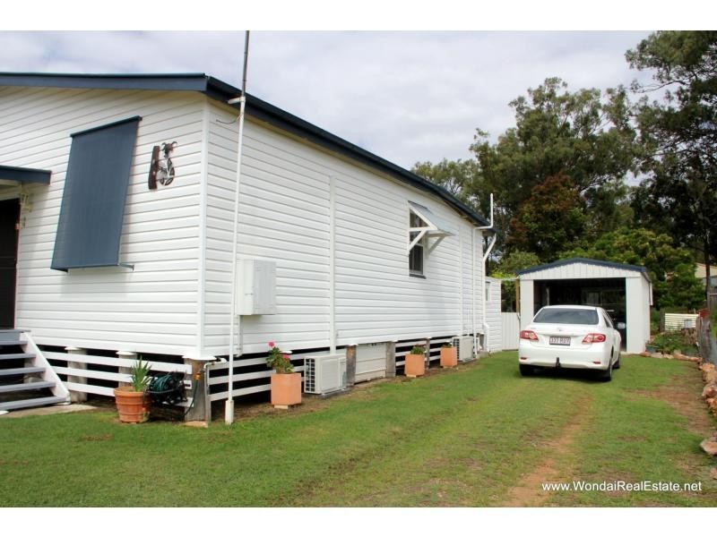 6 Blake Street, Proston QLD 4613