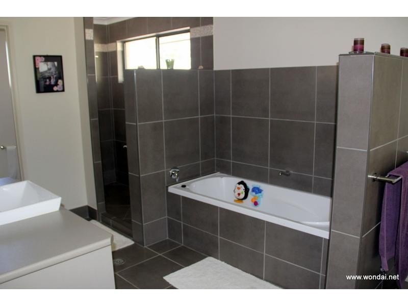 120 Pring Street, Wondai QLD 4606