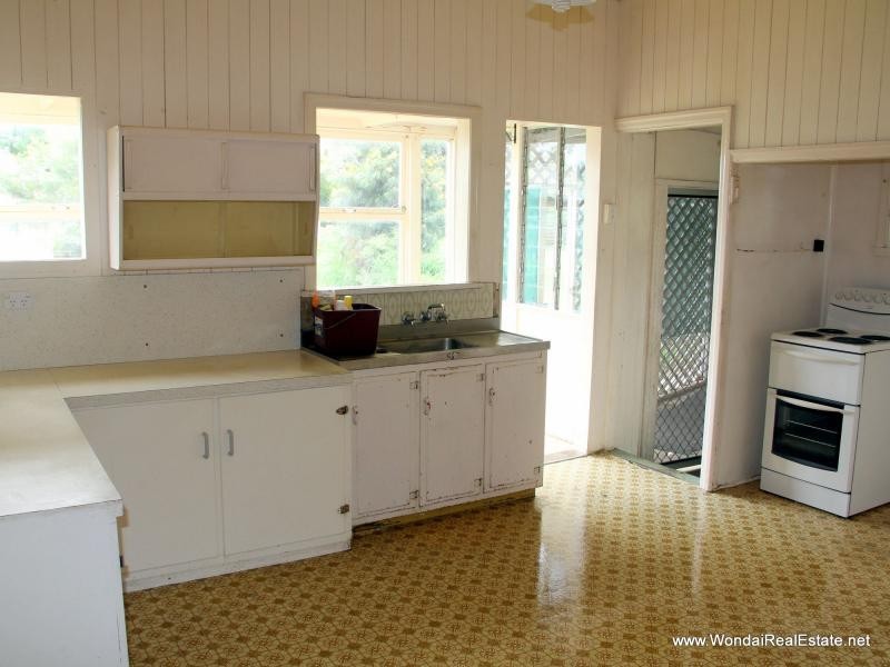 14 Beresford Street, Proston QLD 4613