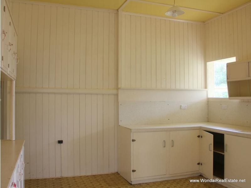 14 Beresford Street, Proston QLD 4613