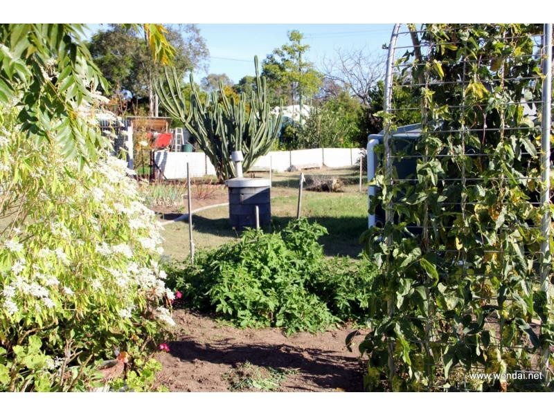 86 Edwards Street, Wondai QLD 4606