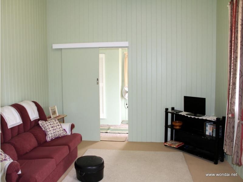 8 Main Street, Cloyna QLD 4605