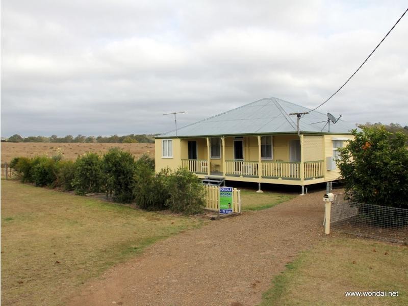 8 Main Street, Cloyna QLD 4605